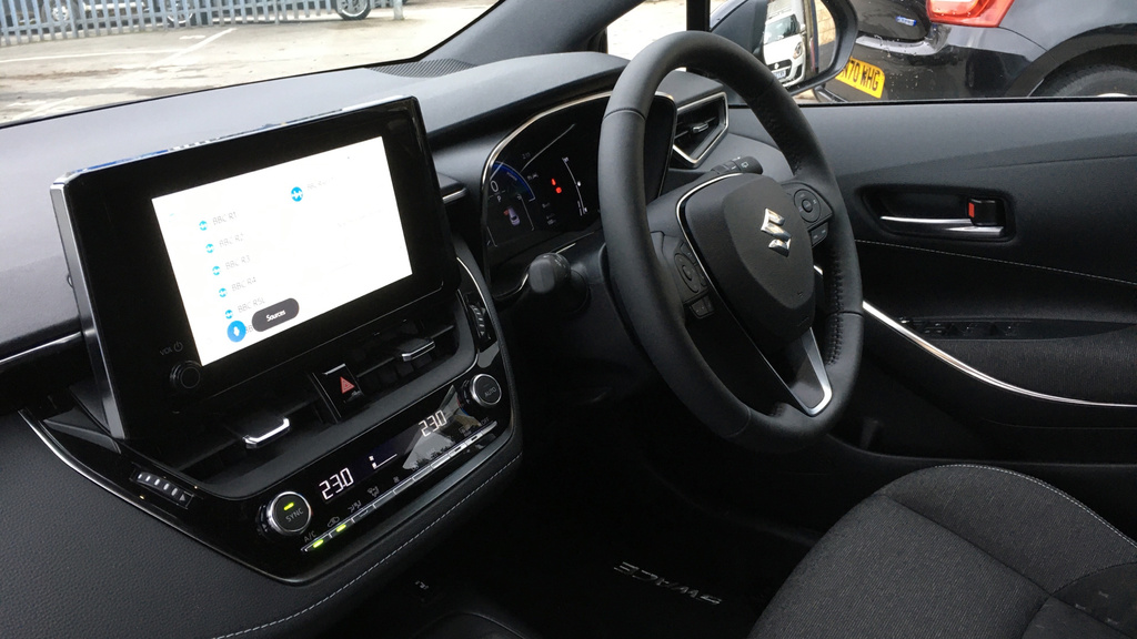 Suzuki Swace 1.8 Hybrid Sz5  #8