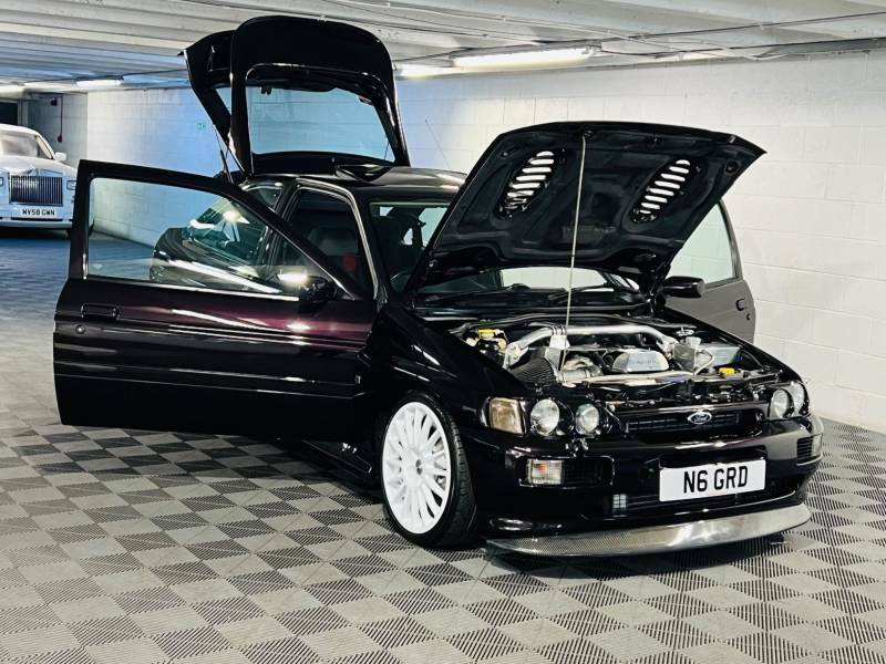 Ford Escort 2.0 Luxury - 1995 N Red