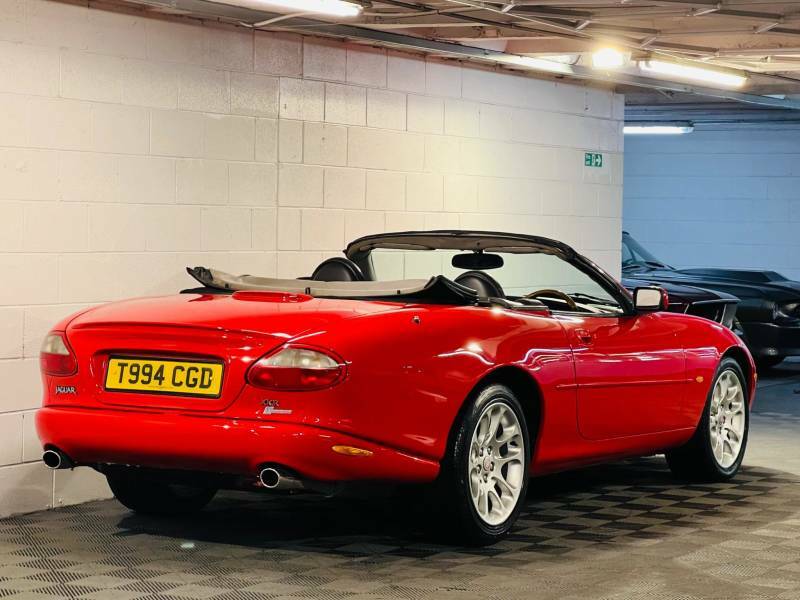 Jaguar XKR 4.0 Supercharged - 1999 T T994CGD Red #4