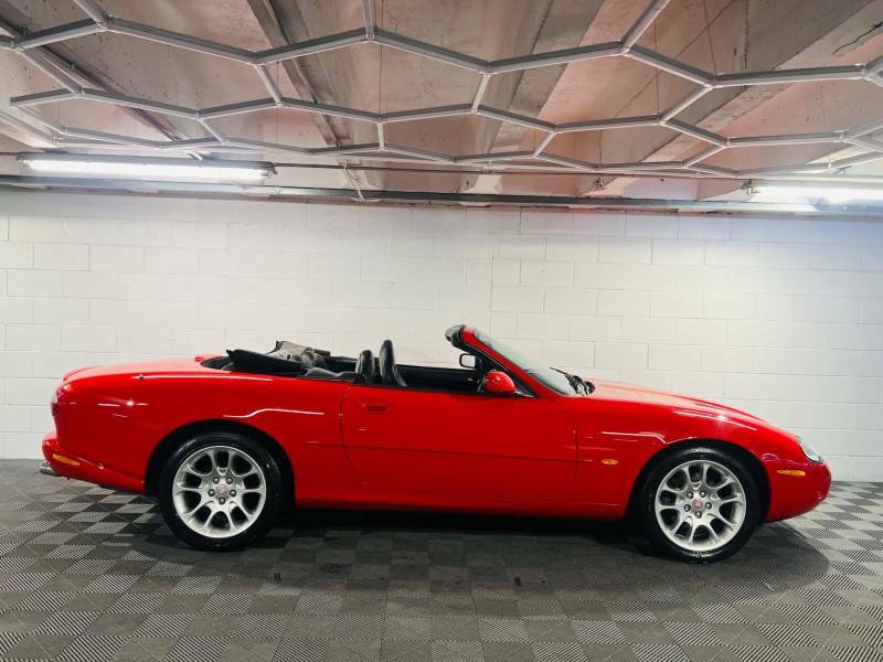 Jaguar XKR 4.0 Supercharged - 1999 T T994CGD Red #5
