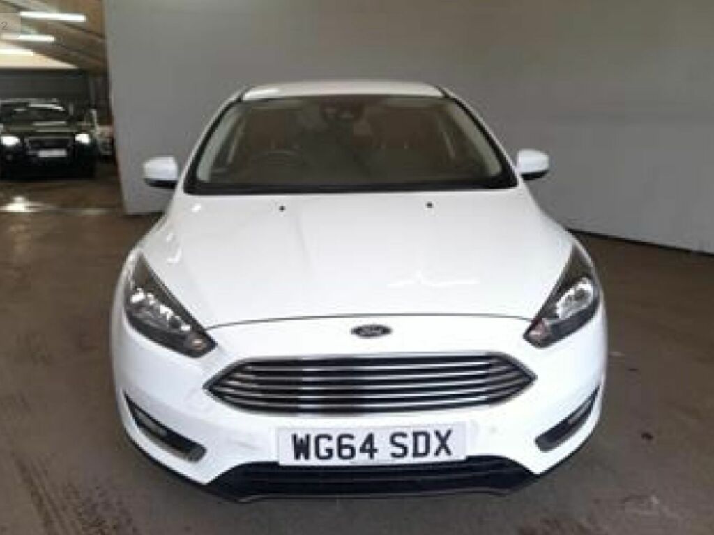 Ford Focus Focus Hatchback WG64SDX White #2