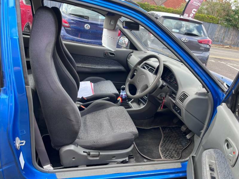 Suzuki Swift 1.0 Gls Green #7