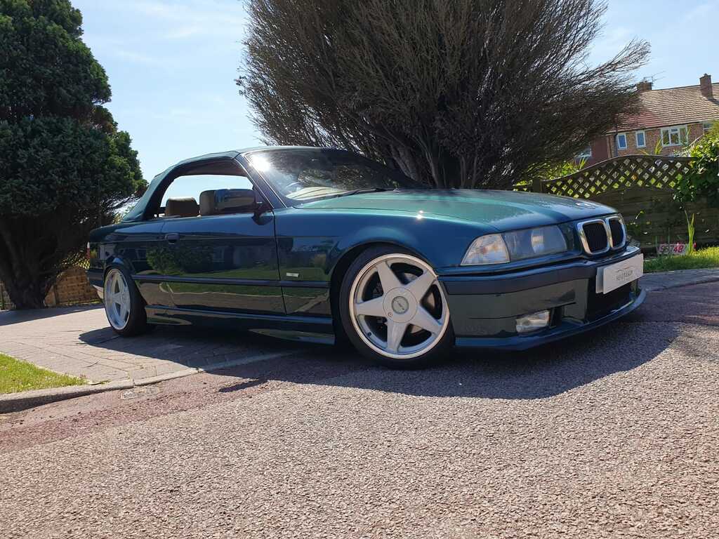 BMW 3 Series Convertible Green