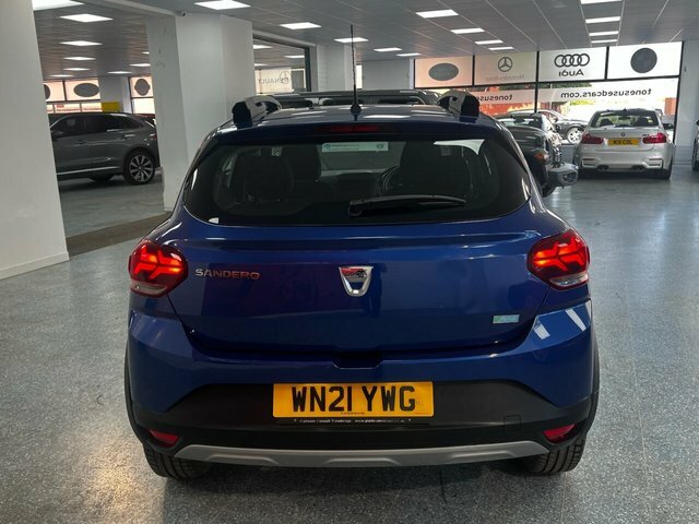 Dacia Sandero Stepway 1.0L Essential Tce 90 Bhp WN21YWG Blue #4