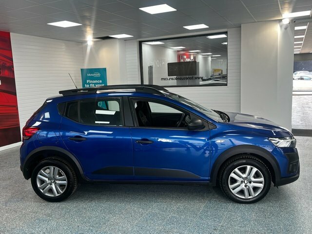 Dacia Sandero Stepway 1.0L Essential Tce 90 Bhp WN21YWG Blue #2