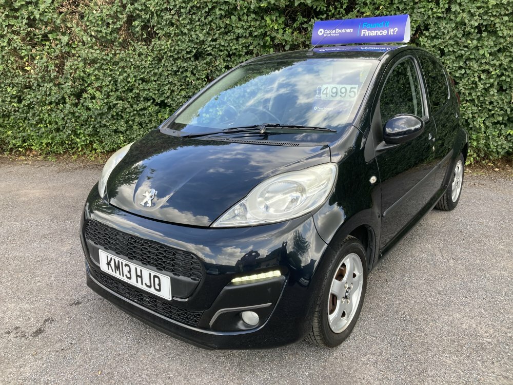 Peugeot 107 Allure 1.0 Black