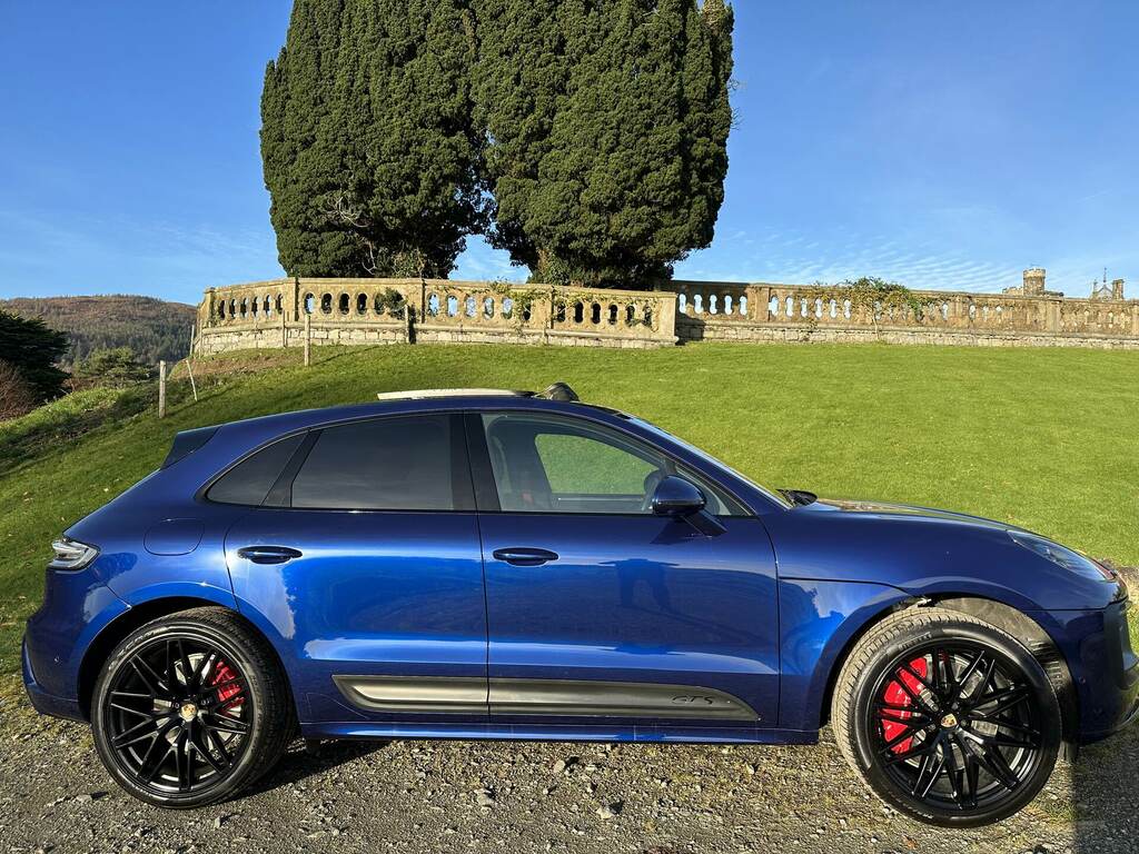 Porsche Macan Gts Pdk Blue #3