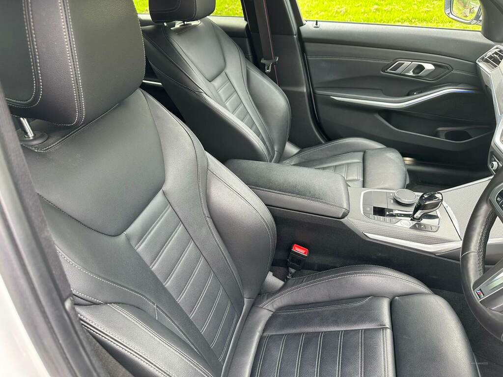 BMW 3 Series 330D M Sport Step K2MHS White #5