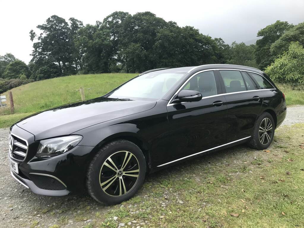 Mercedes-Benz E Class E220d Se 9G-tronic Black #2