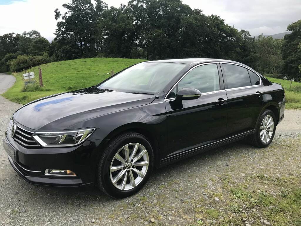Volkswagen Passat 2.0 Tdi Se Business Black #2