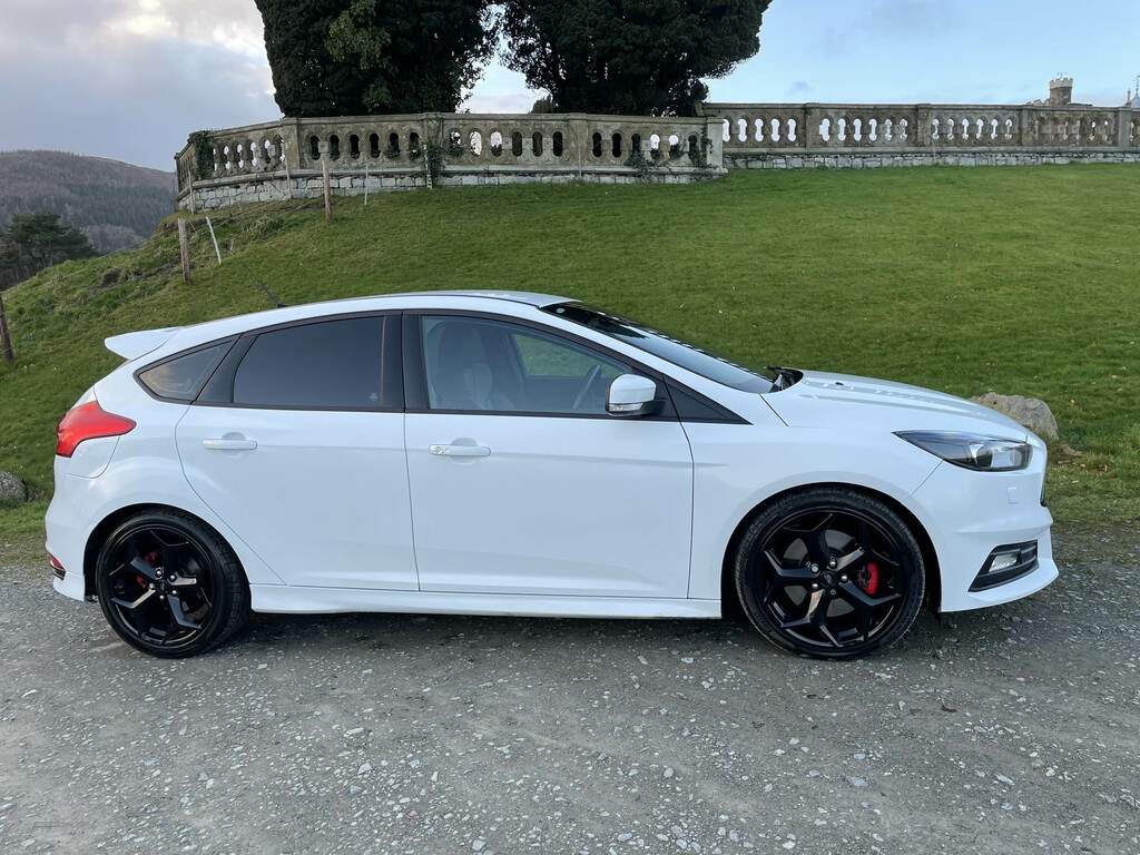 Ford Focus 2.0 Tdci 185 St-3 Powershift White #2