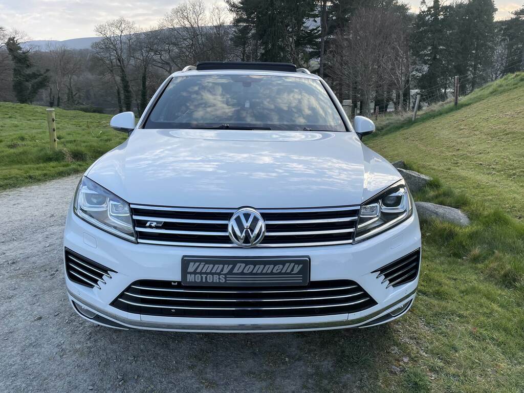 Volkswagen Touareg 3.0 V6 Tdi Bluemotion Tech R-line Tip KR65BJE White #3