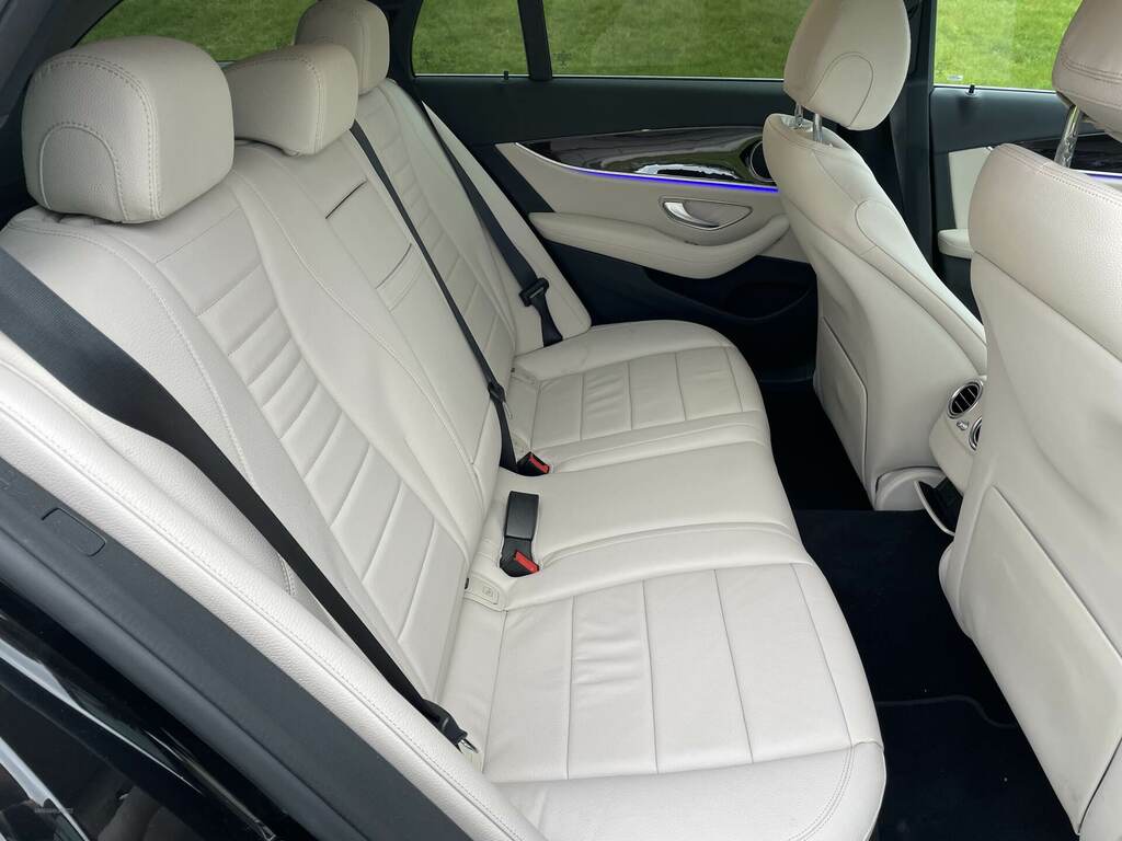 Mercedes-Benz E Class E220d Sport 9G-tronic Black #6