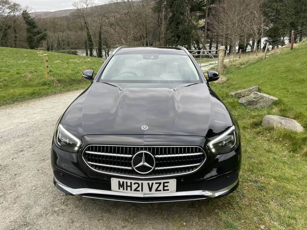 Mercedes-Benz E Class E220d Sport 9G-tronic Black #3