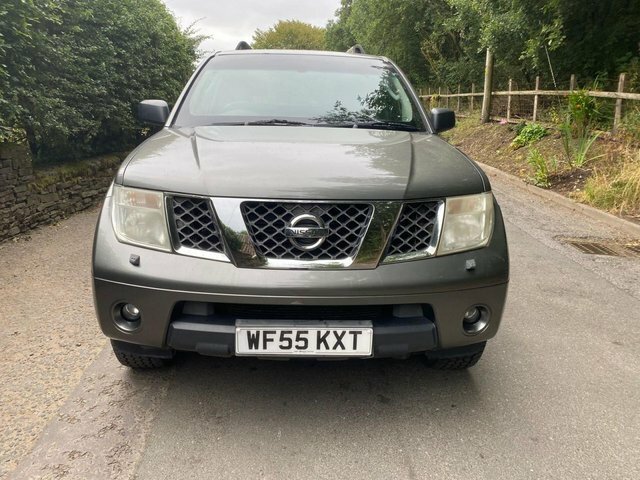 Nissan Pathfinder 2.5 Dci Tekna 4Wd Euro 5 Grey #3