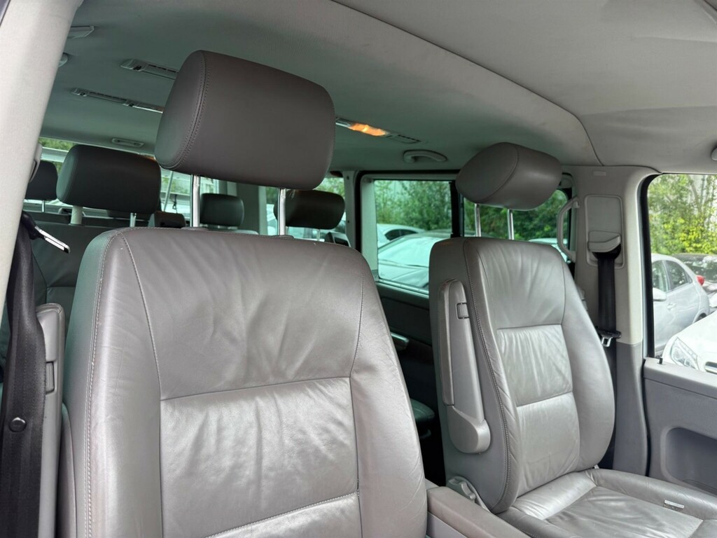 Volkswagen Caravelle 2.5 Tdi Se Tiptronic Euro 3 Black #20