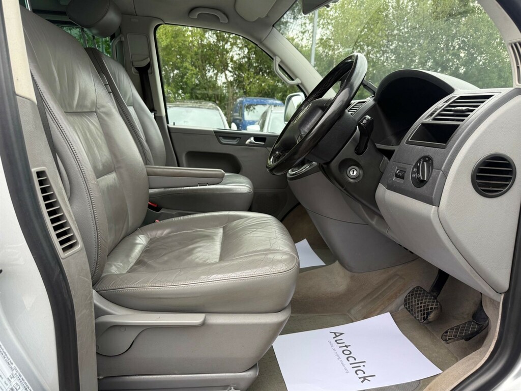 Volkswagen Caravelle 2.5 Tdi Se Tiptronic Euro 3 Black #22