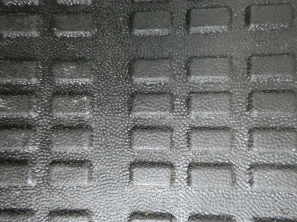 Nissan NT400 34.11 Basic L1 Silver #18