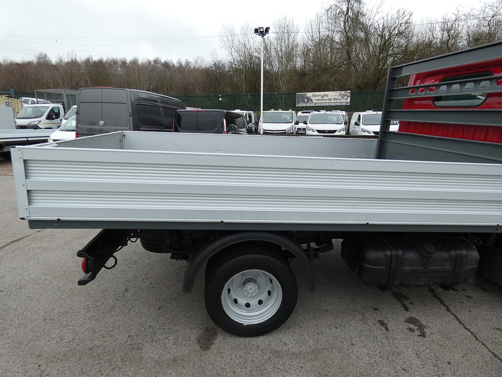 Nissan NT400 34.11 Basic L1 Silver #11