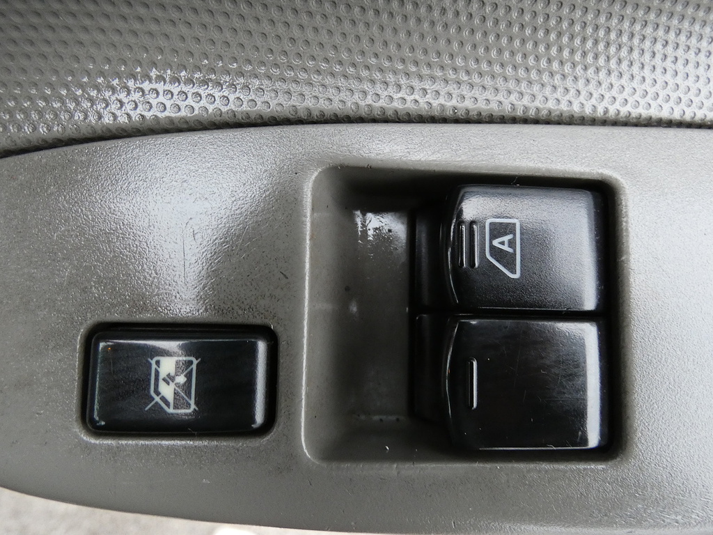 Nissan NT400 34.11 Basic L1 Silver #15
