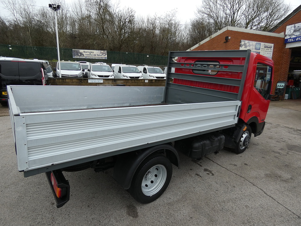 Nissan NT400 34.11 Basic L1 Silver #10