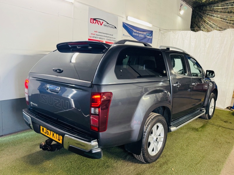 Isuzu Rodeo 1.9 Td Blade Pickup Black #7