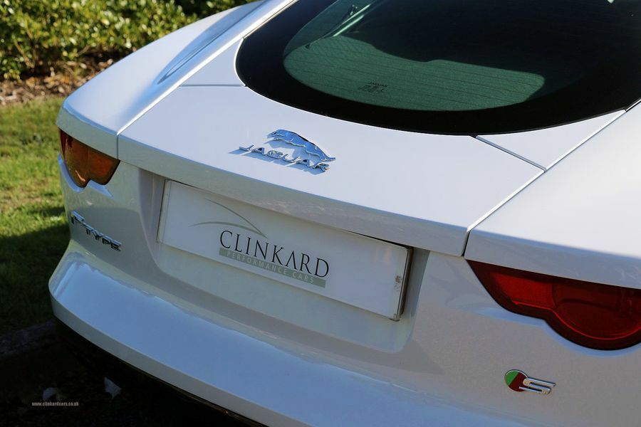Jaguar F-Type R8 Spyder Quattro V10 White #17