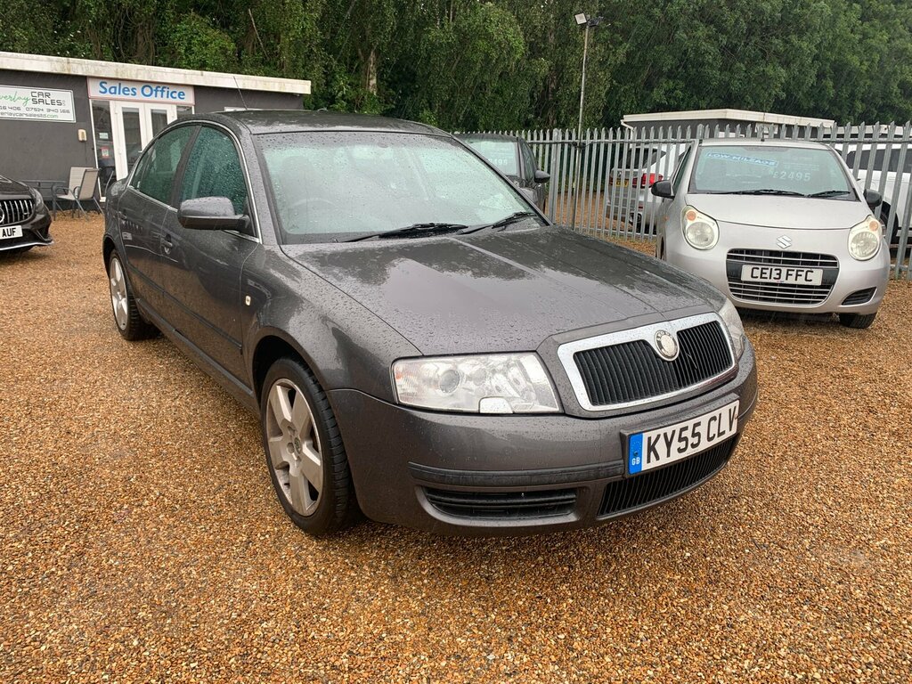 Skoda Superb Tdi Comfort Grey #1