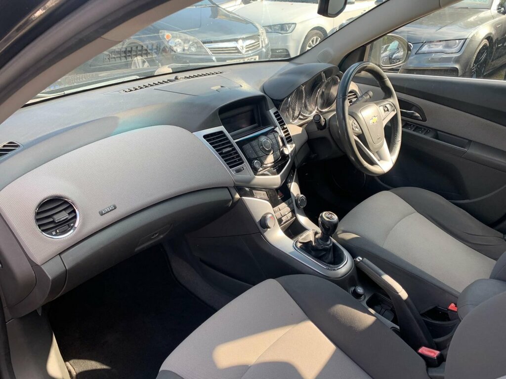 Chevrolet Cruze 1.8 Lt Silver #23