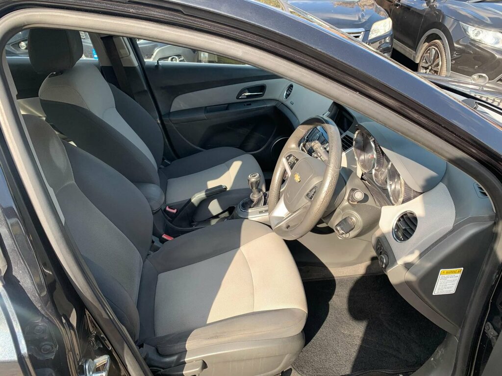 Chevrolet Cruze 1.8 Lt Silver #17