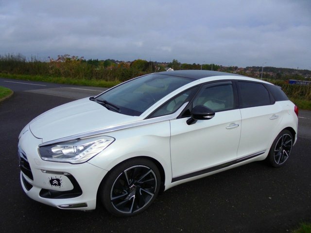 DS DS 5 2.0 5 D White #6