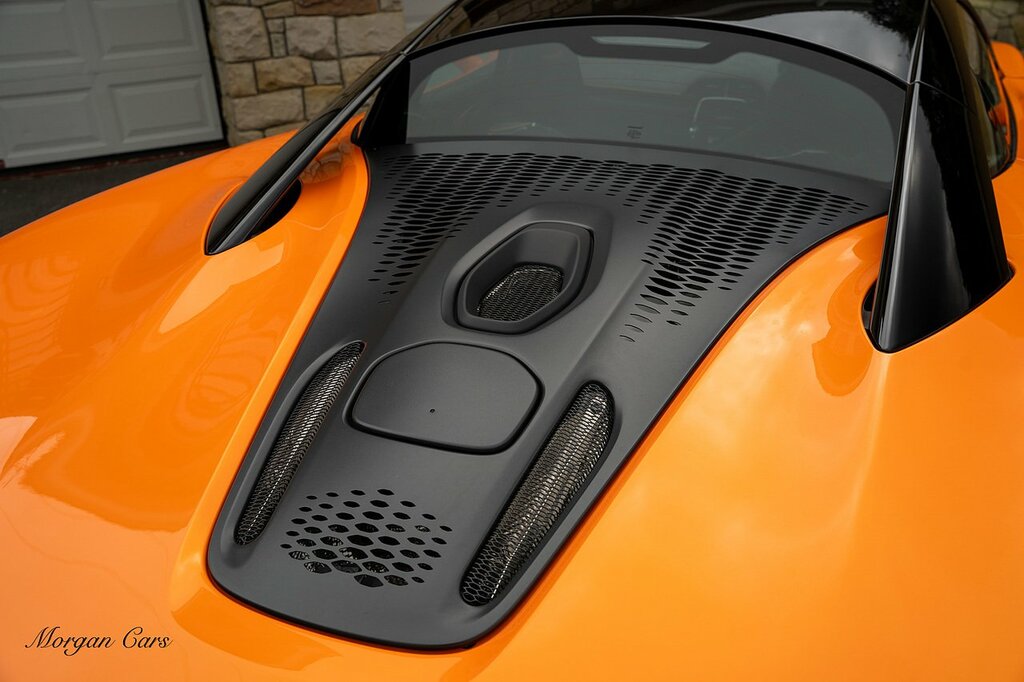 McLaren Artura Black Black #22