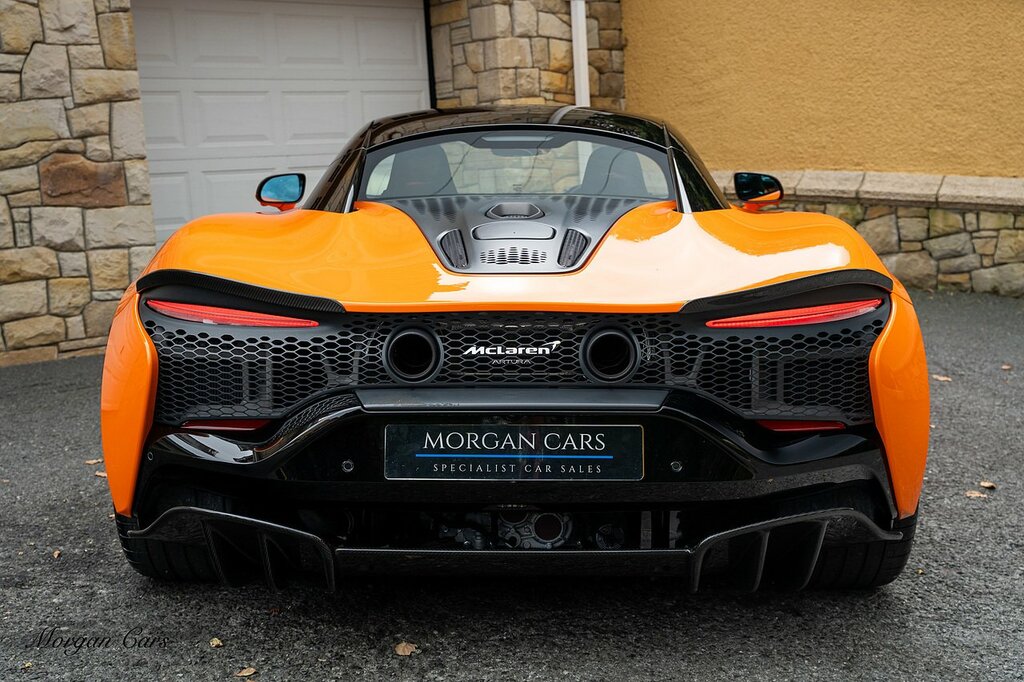 McLaren Artura Black Black #23