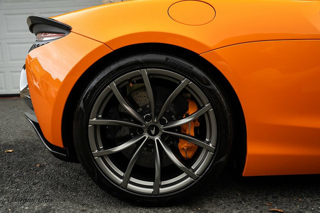 McLaren Artura Black Black #12