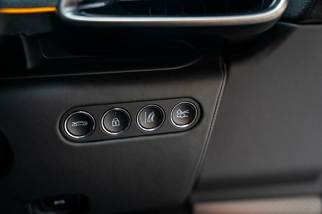 McLaren Artura Black Black #53