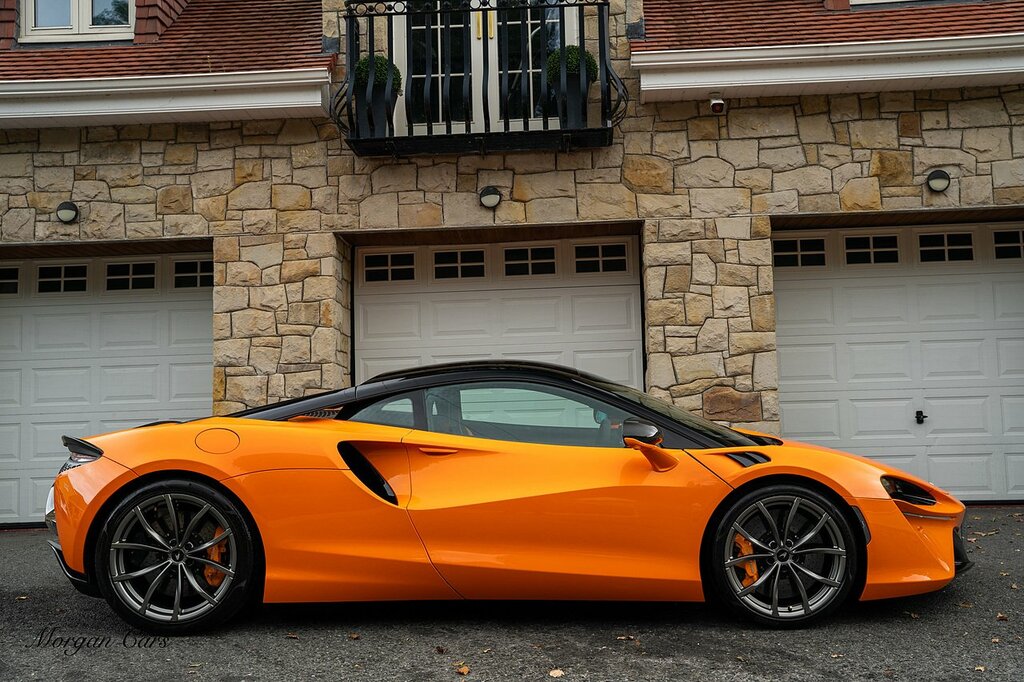 McLaren Artura Black Black #10