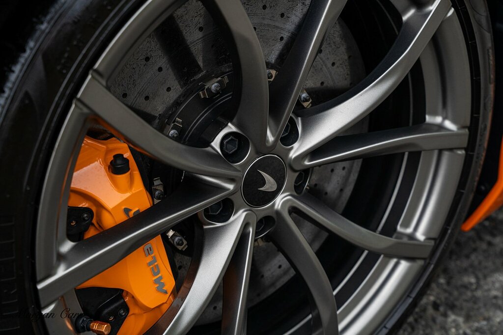 McLaren Artura Black Black #9