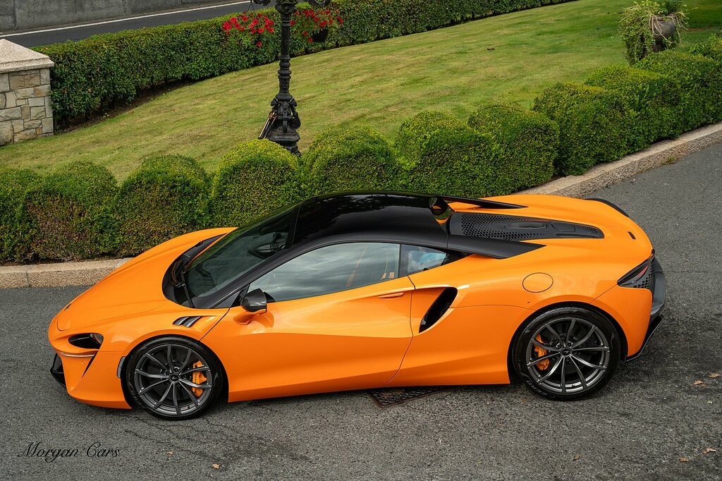 McLaren Artura Black Black #63