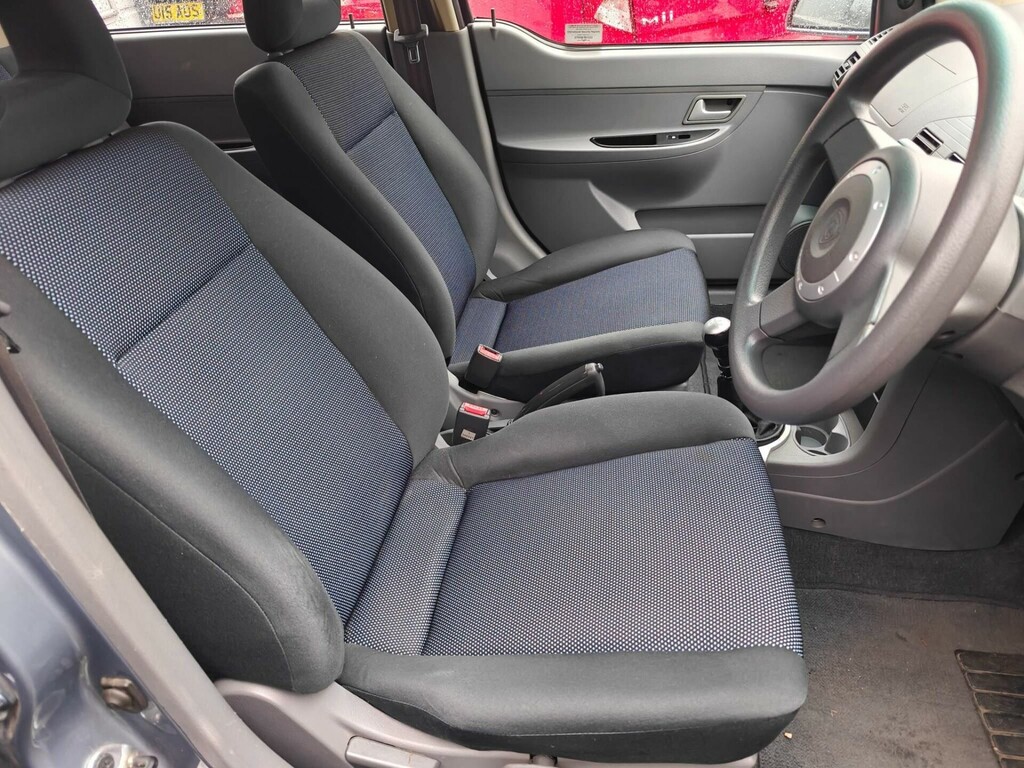 Proton Savvy Style 5-Door Silver #5