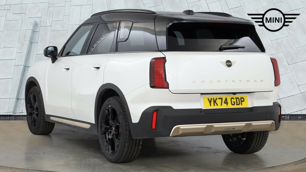 Mini Countryman C White #2
