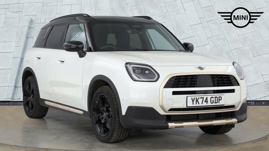 Mini Countryman C White