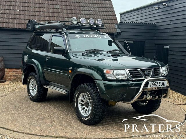 Nissan Patrol Se Green #1