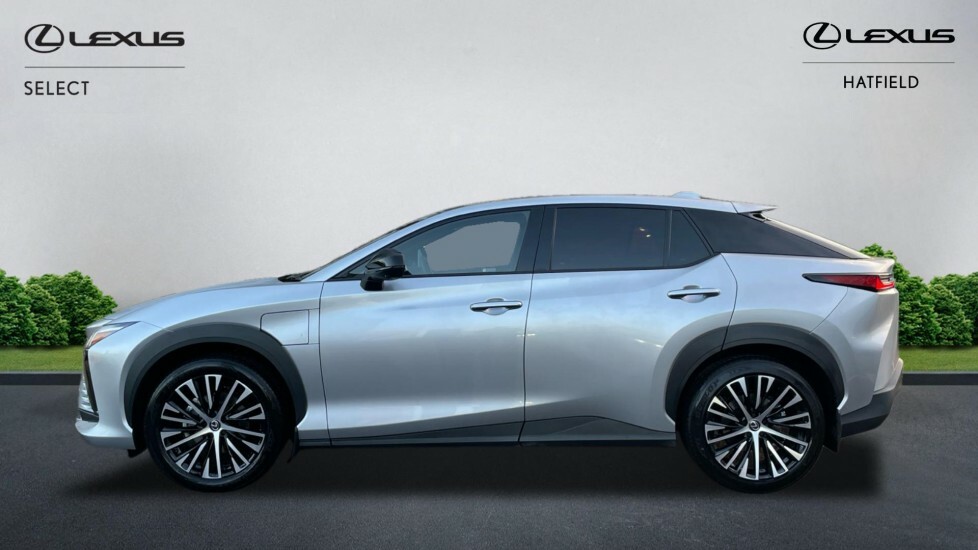 Lexus RZ 300E 71.4Kwh Premium Plus LS74OOE #3