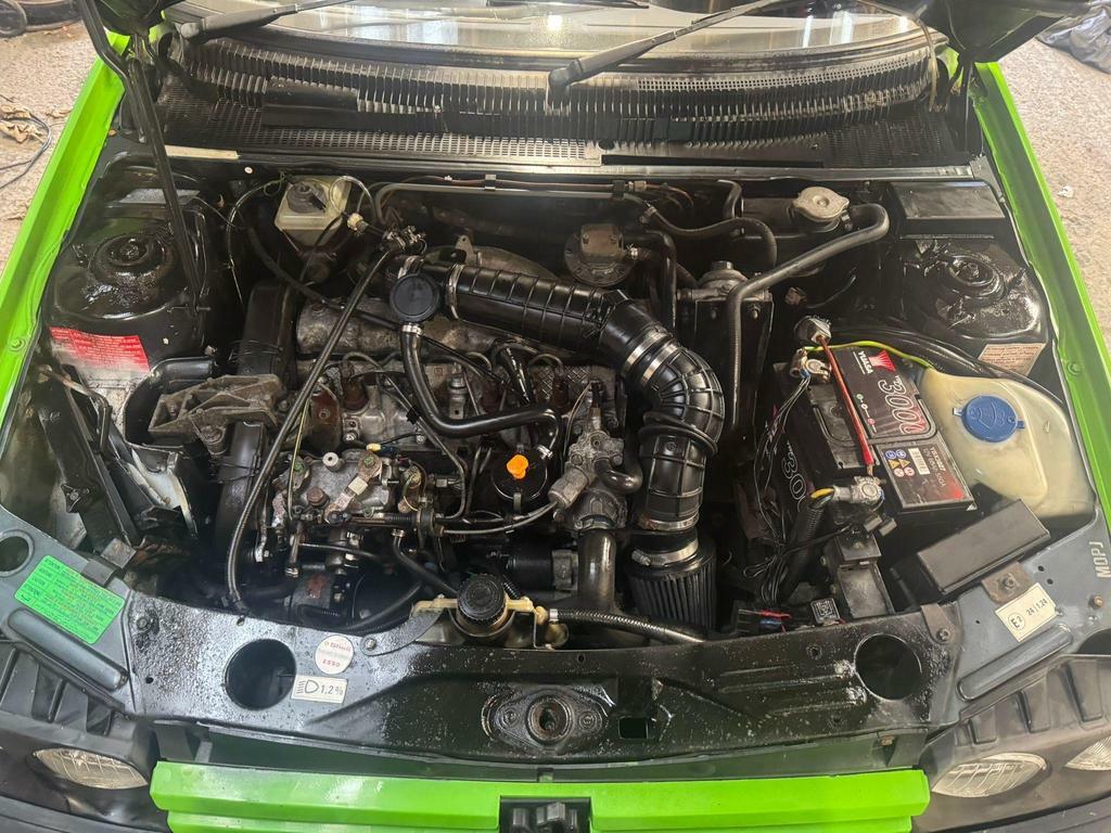 Peugeot 205 Hatchback Green #19