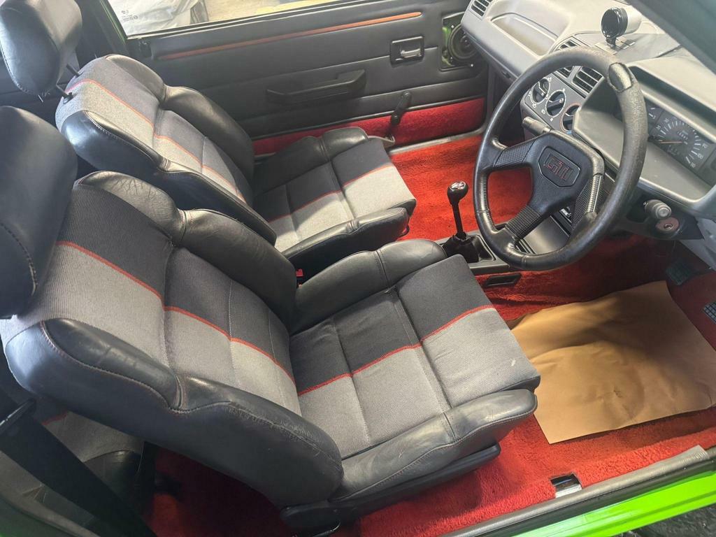 Peugeot 205 Hatchback Green #50