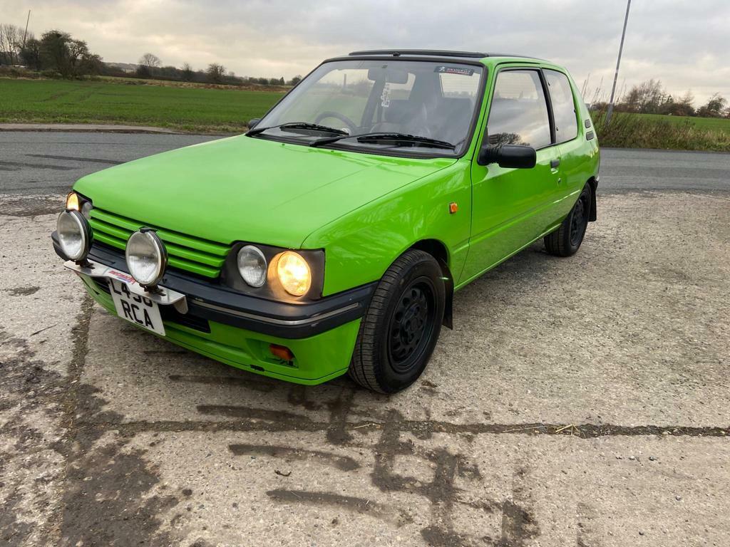 Peugeot 205 Hatchback Green #23