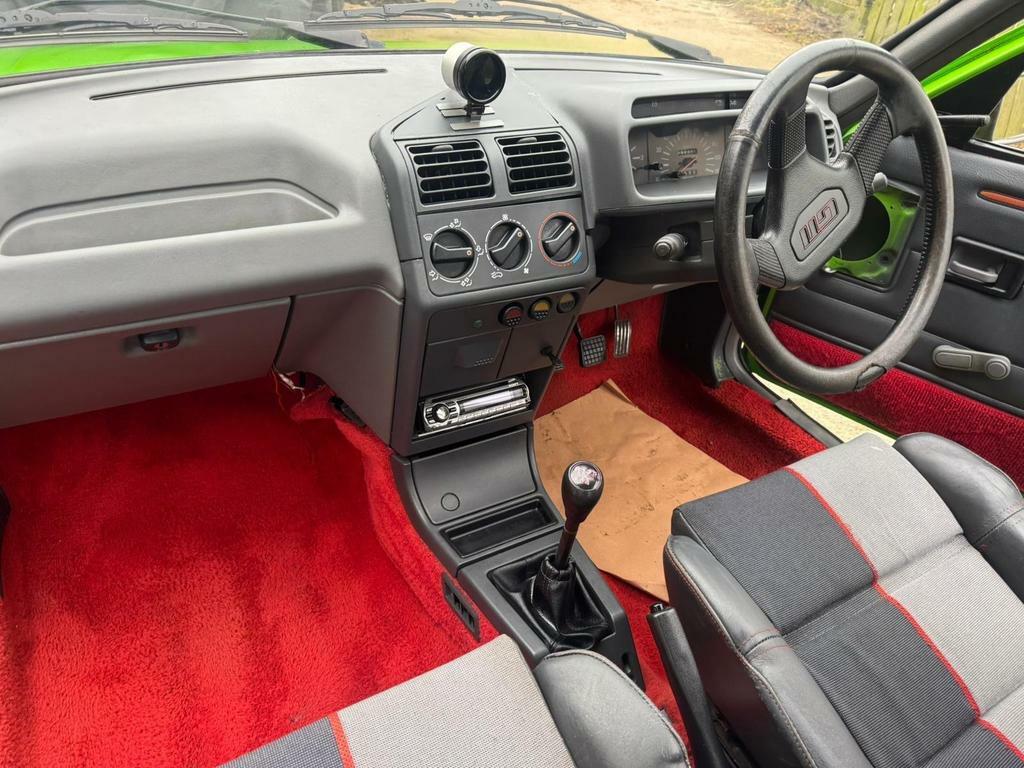 Peugeot 205 Hatchback Green #59