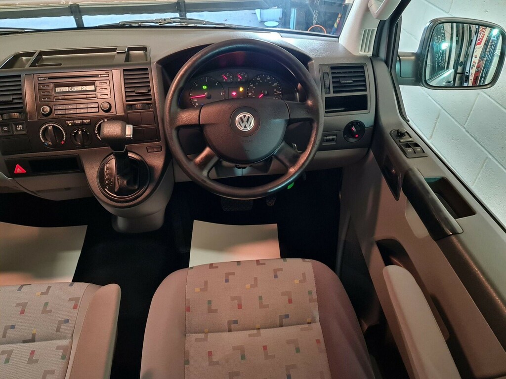 Volkswagen Transporter Shuttle Tdi T30 S L1 Red #24