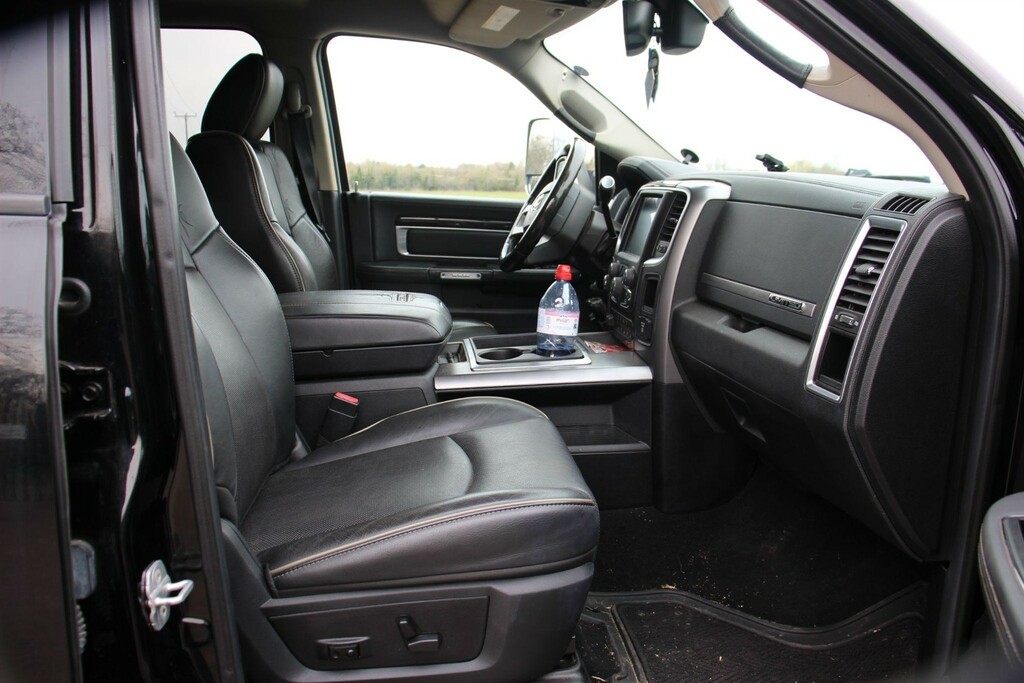 Dodge RAM Hemi 4X4 Black #10
