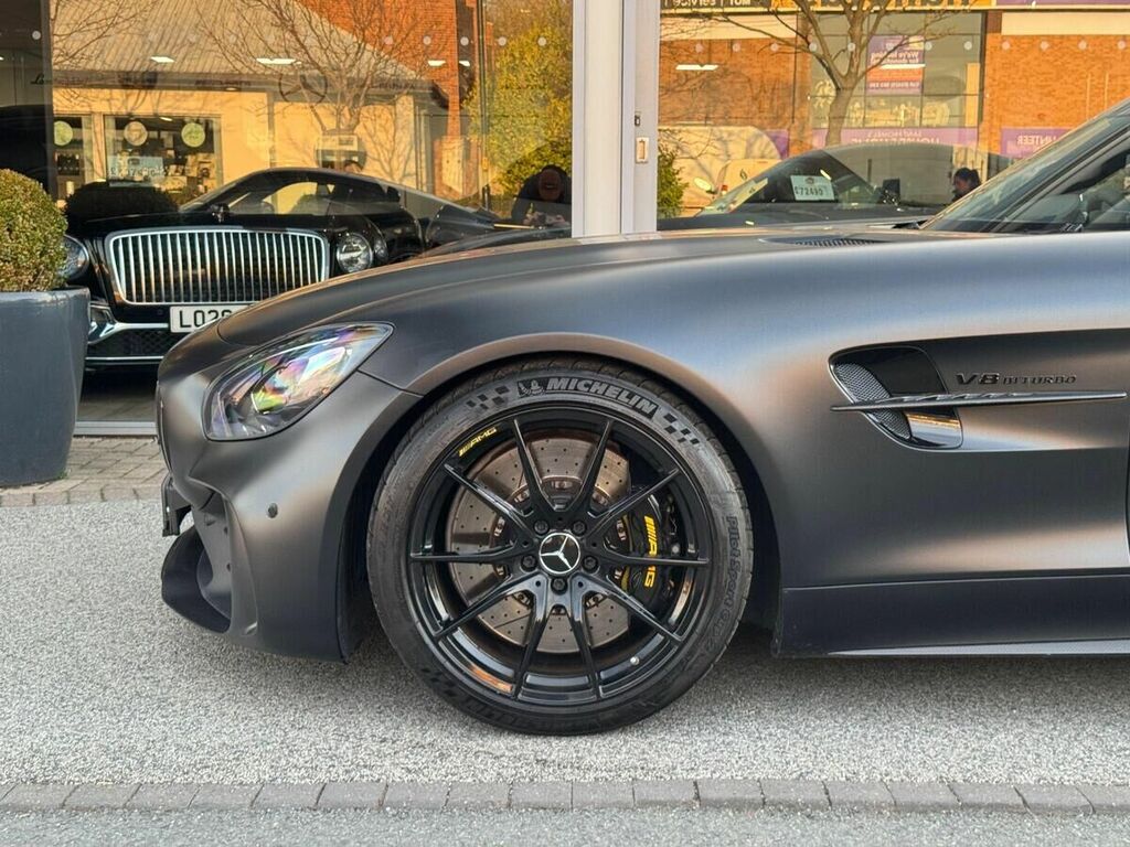 Mercedes-Benz AMG GT Estate White #4